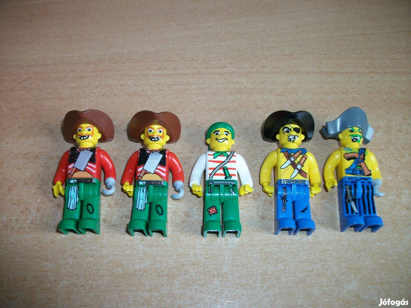LEGO junior figurák