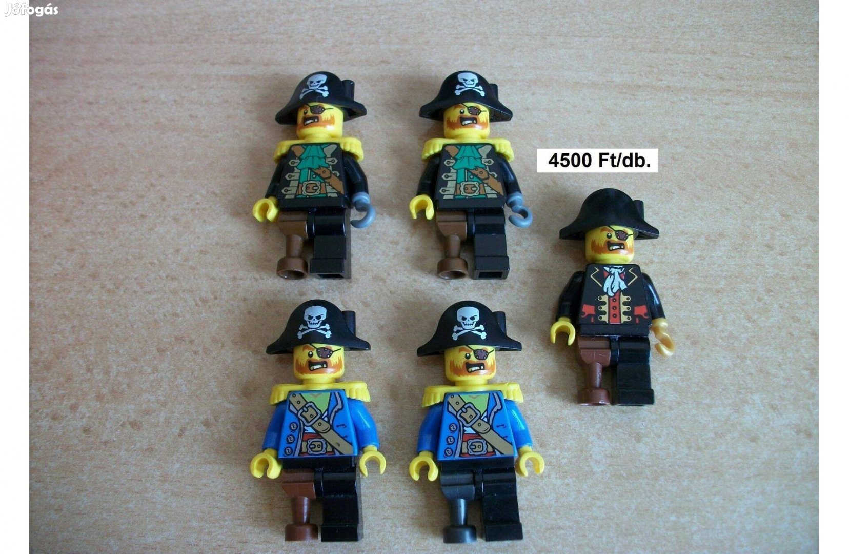 LEGO kalóz kapitány minifigurák