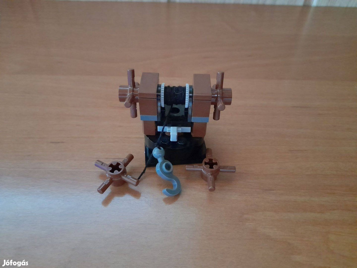 LEGO kút barna