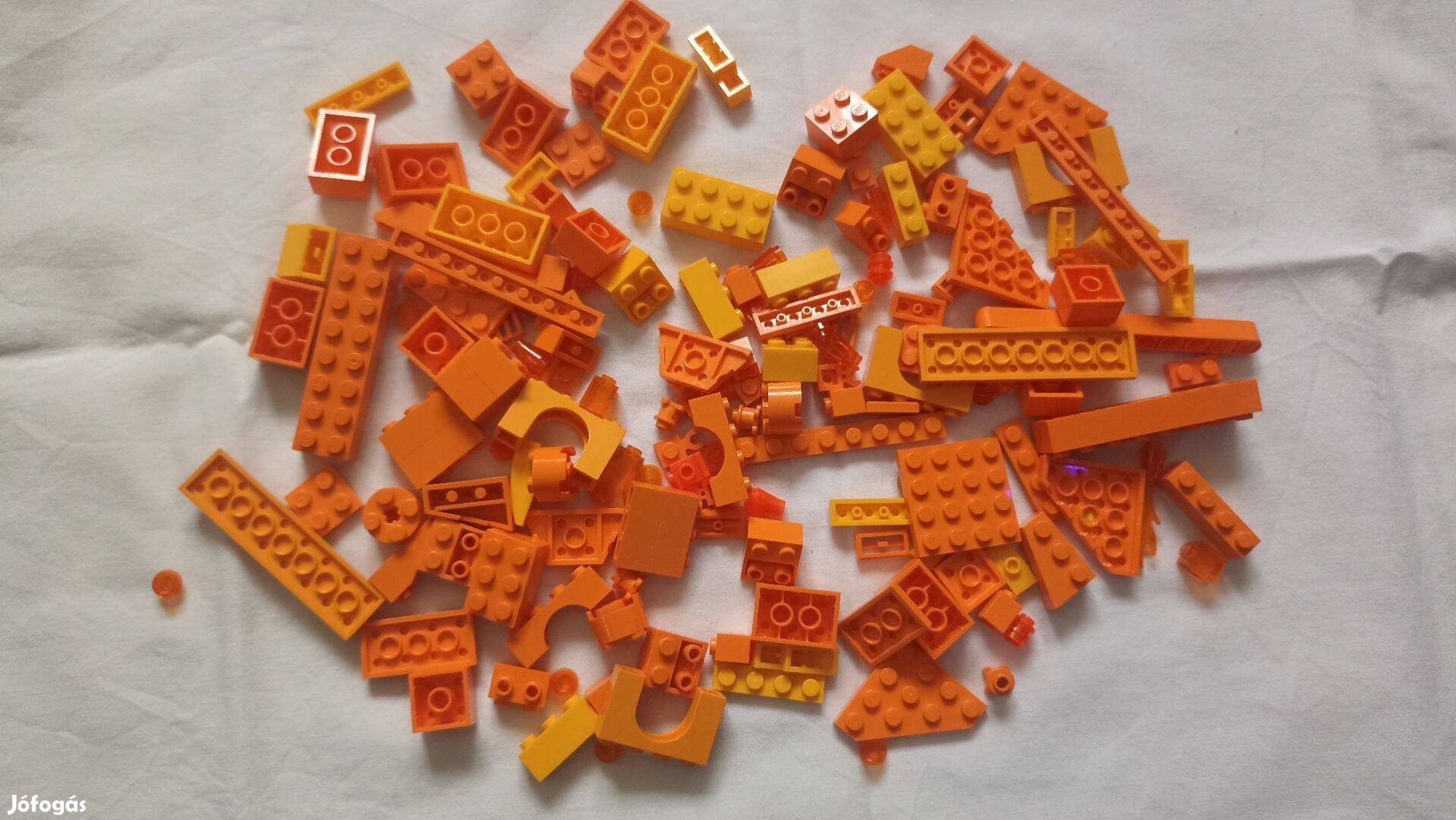 LEGO narancssárga elemek vegyesen