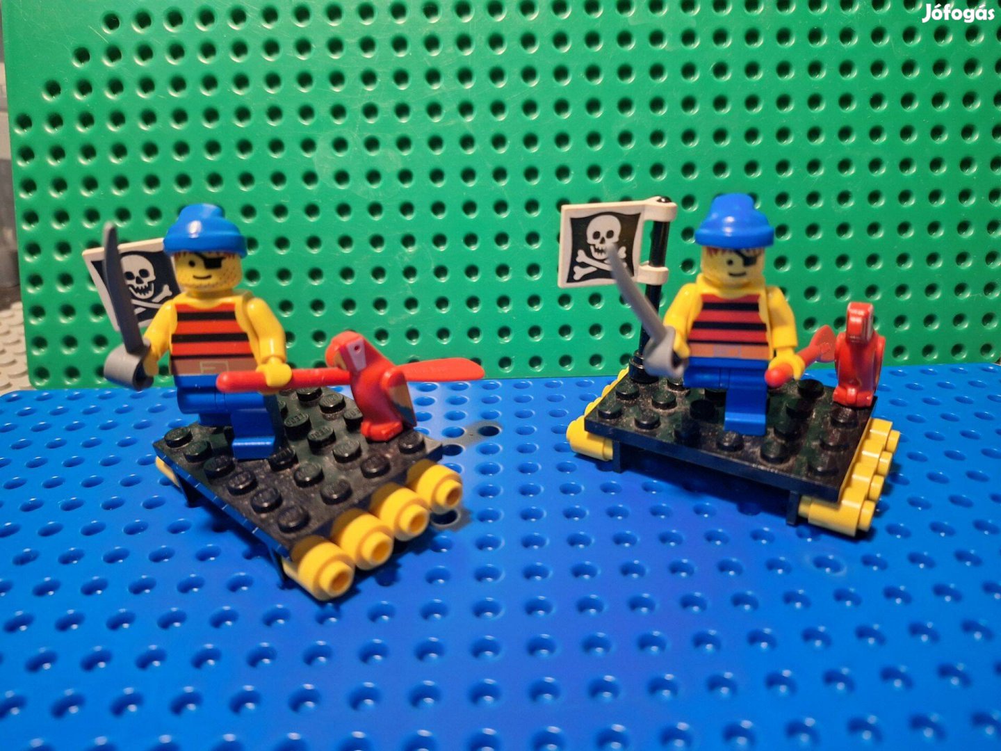 LEGO pirates 1713 Shipwrecked pirate