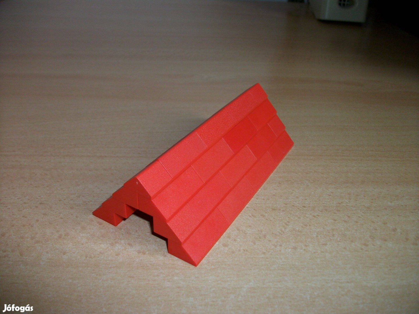 LEGO piros tető 2