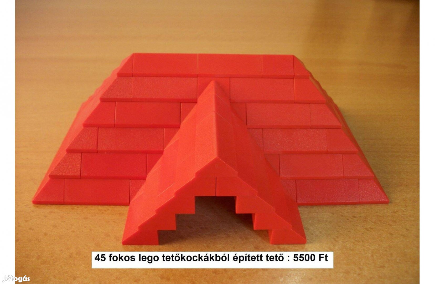 LEGO piros tető 2