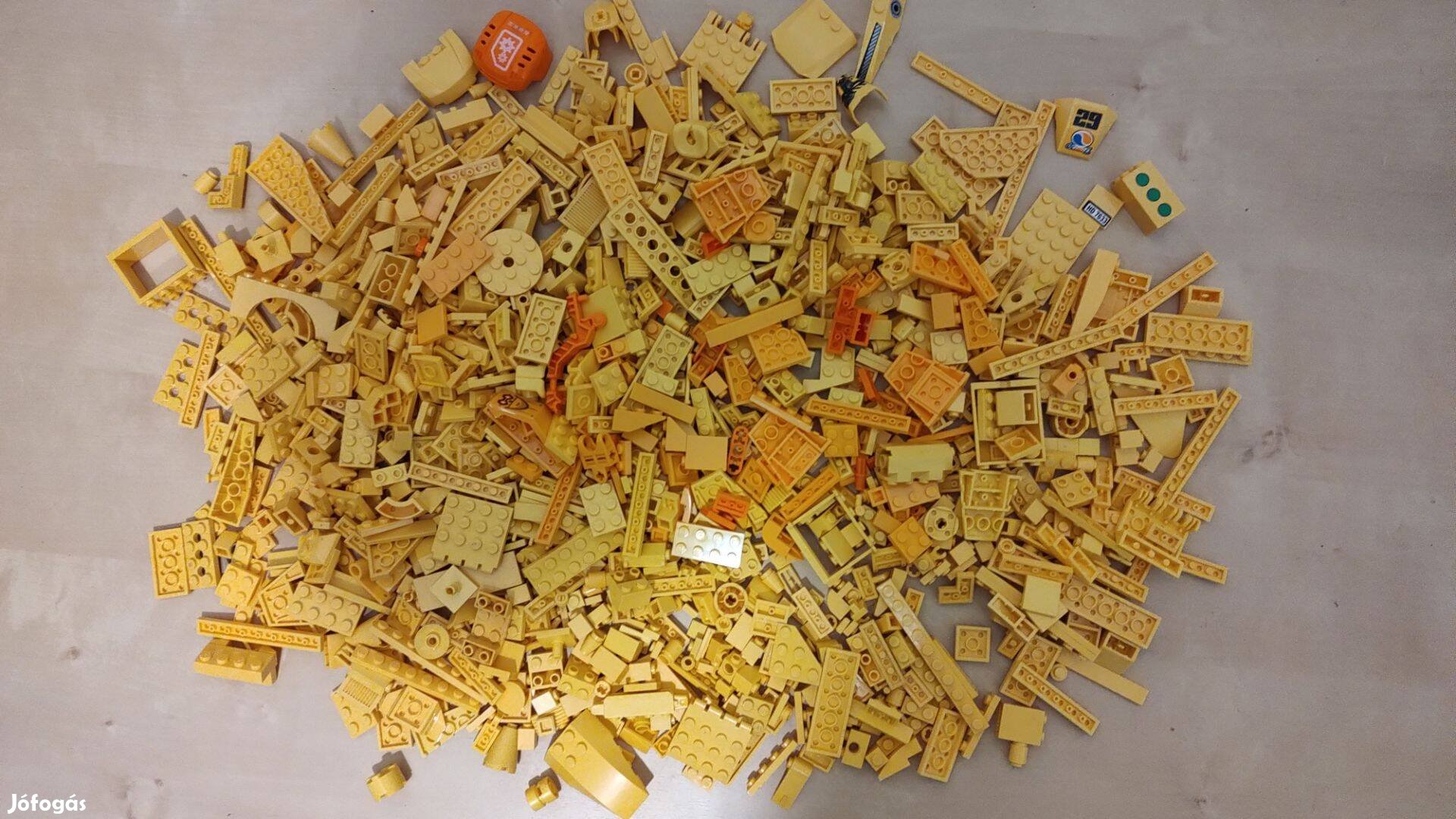 LEGO sárga 700g-os nagyon vegyes csomag