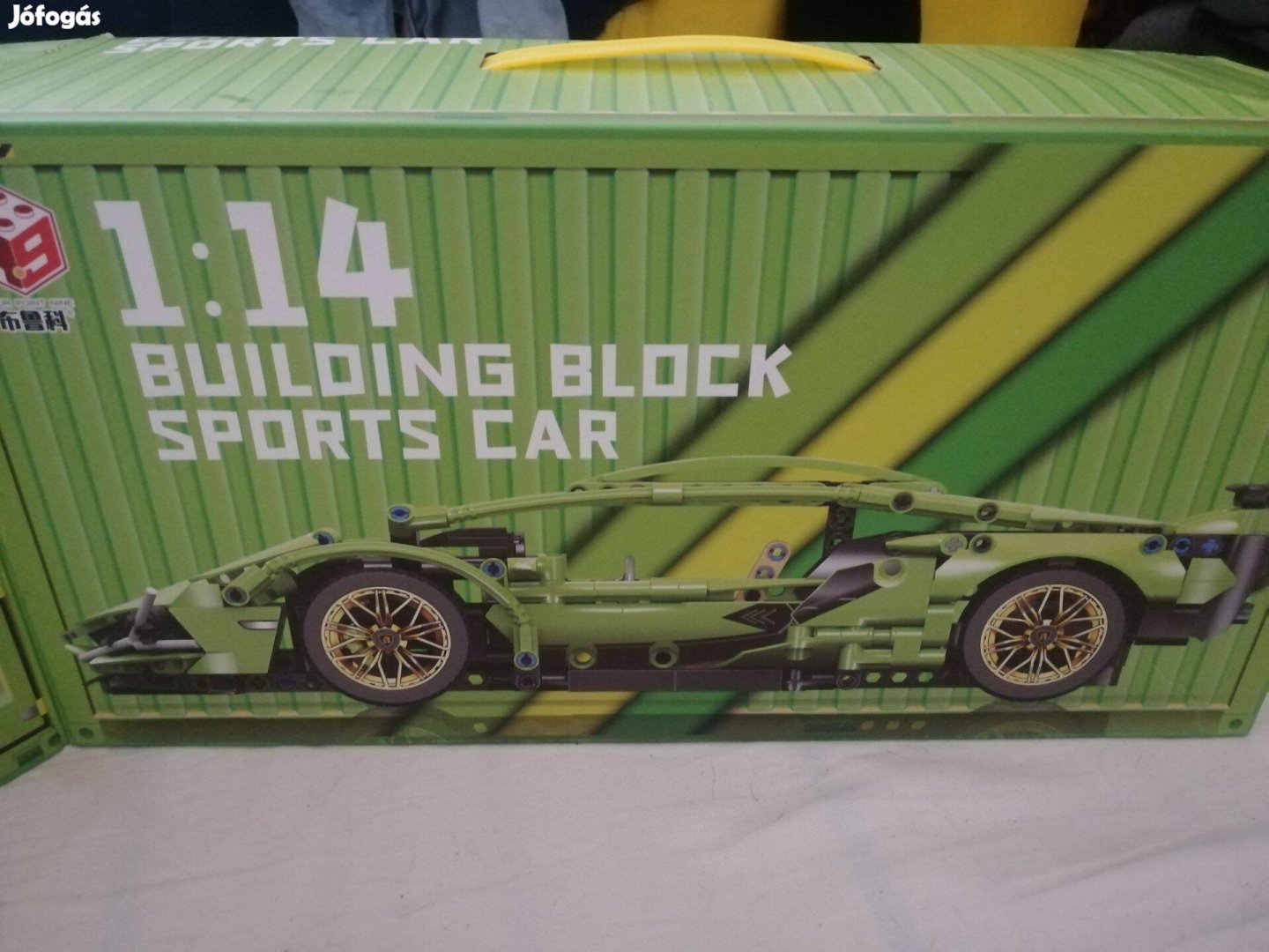 LEGO sport car