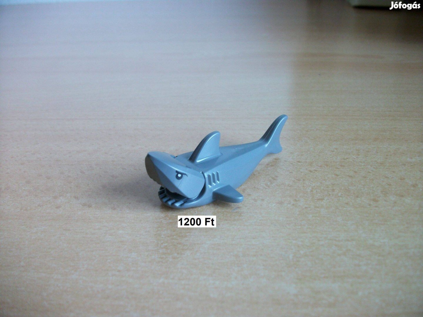 LEGO szürke cápa