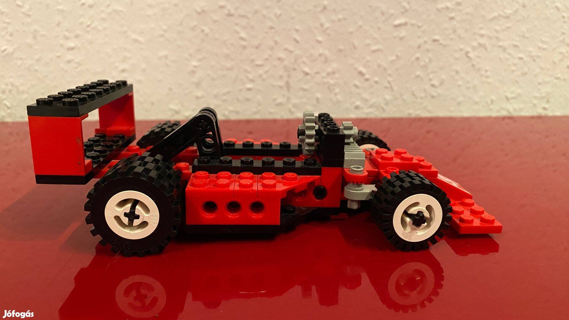 LEGO technic versenyautó