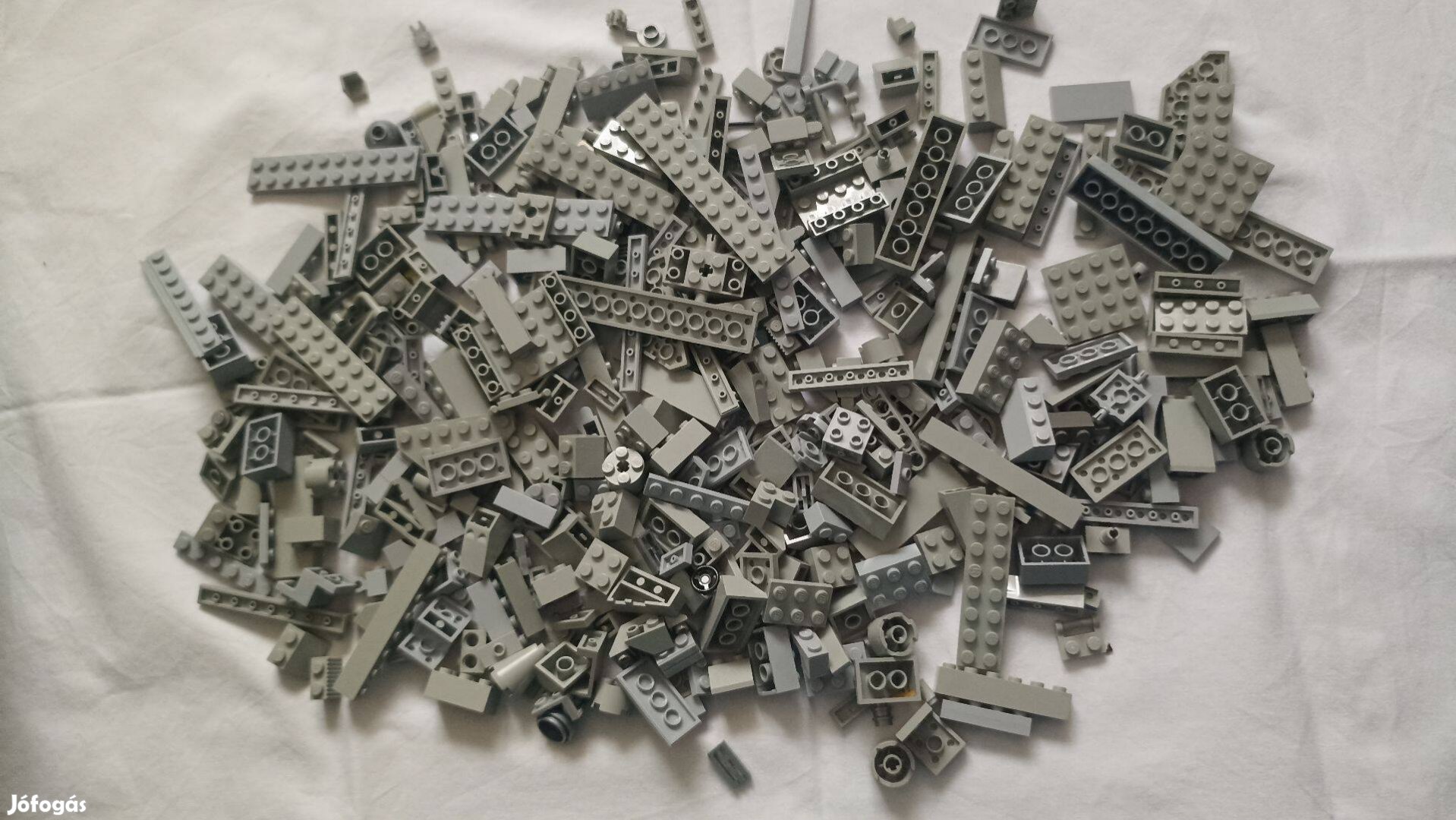 LEGO világosszürke elemek vegyesen