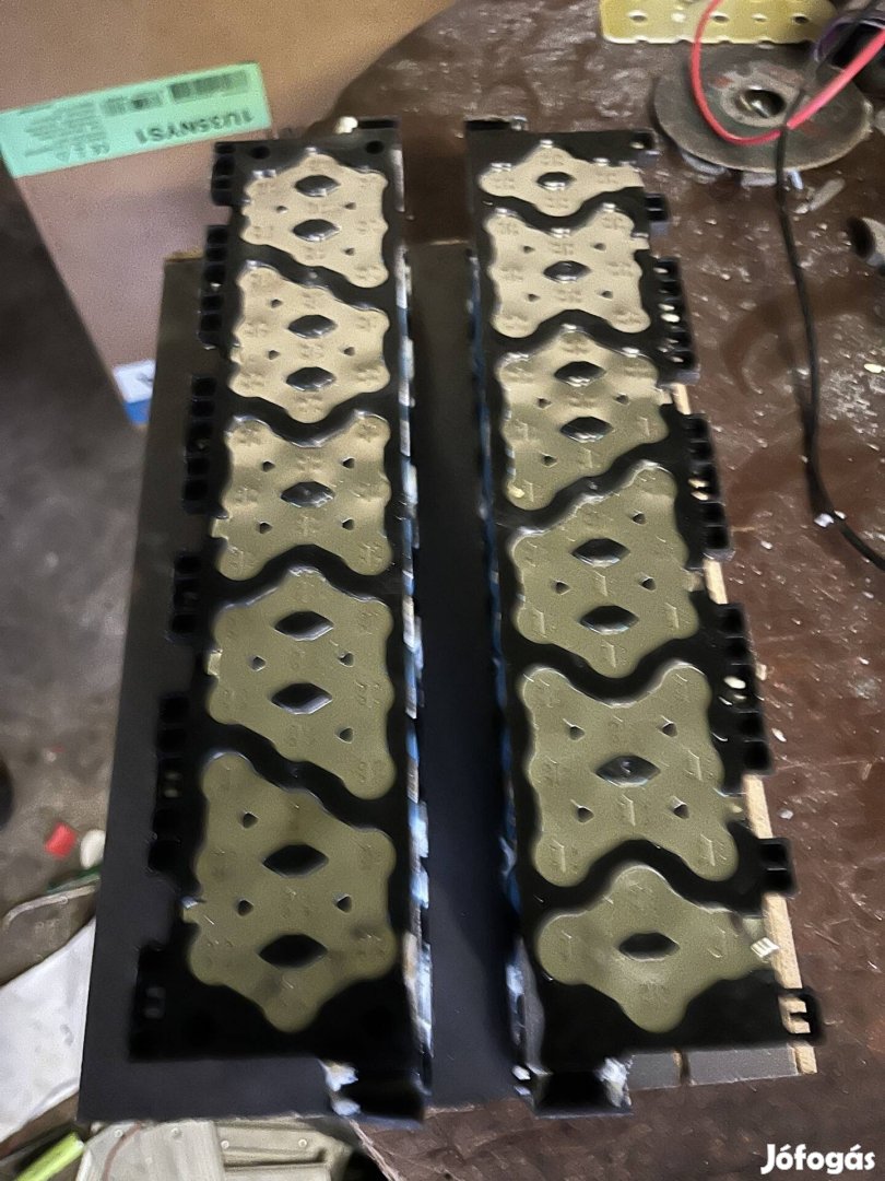 LG 10S4P 36V 12,8ah akkupakk BMS nélkül