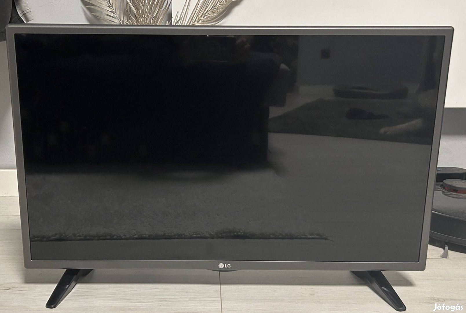 LG 32LF510B tv