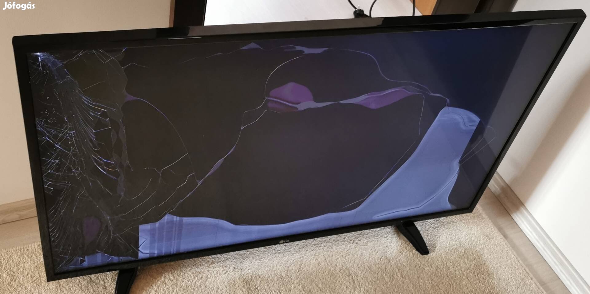 LG 43UH610V SMART 4K TV alkatrésznek