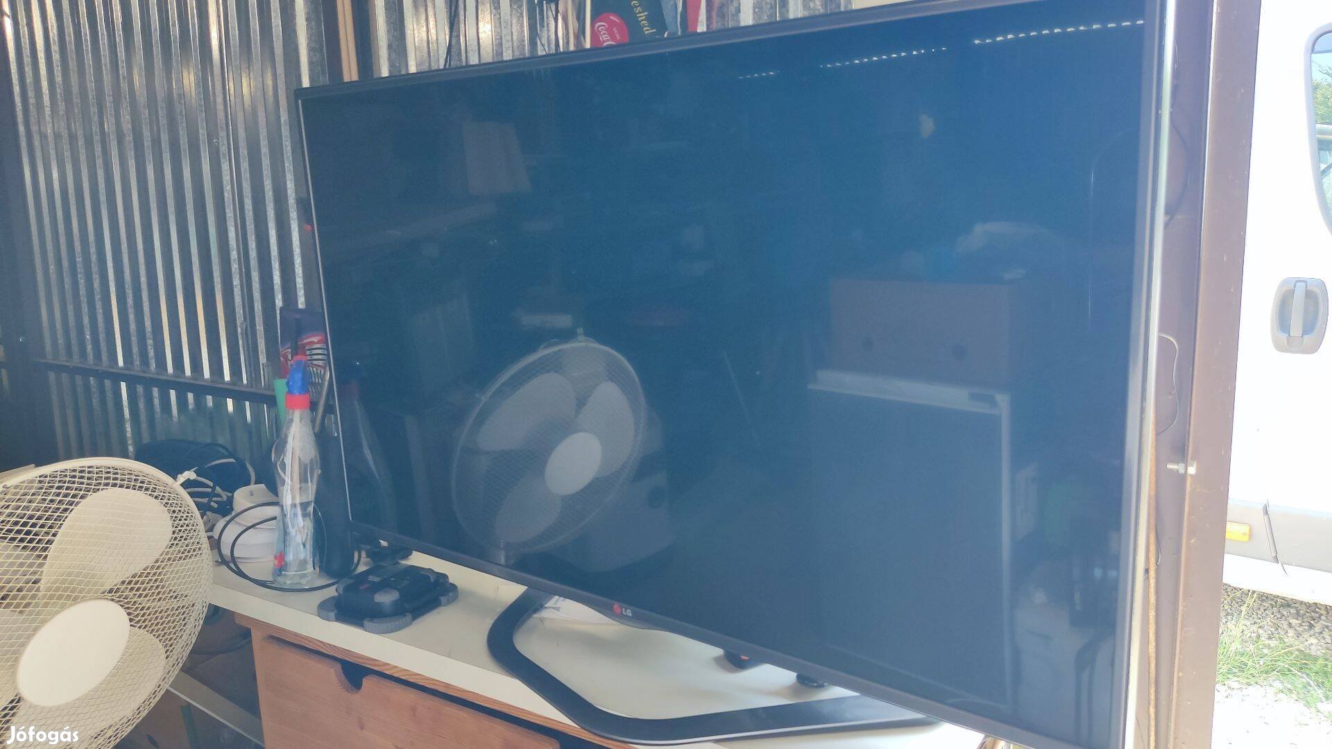 LG 47LA6208 Smart 3D televízió hibás