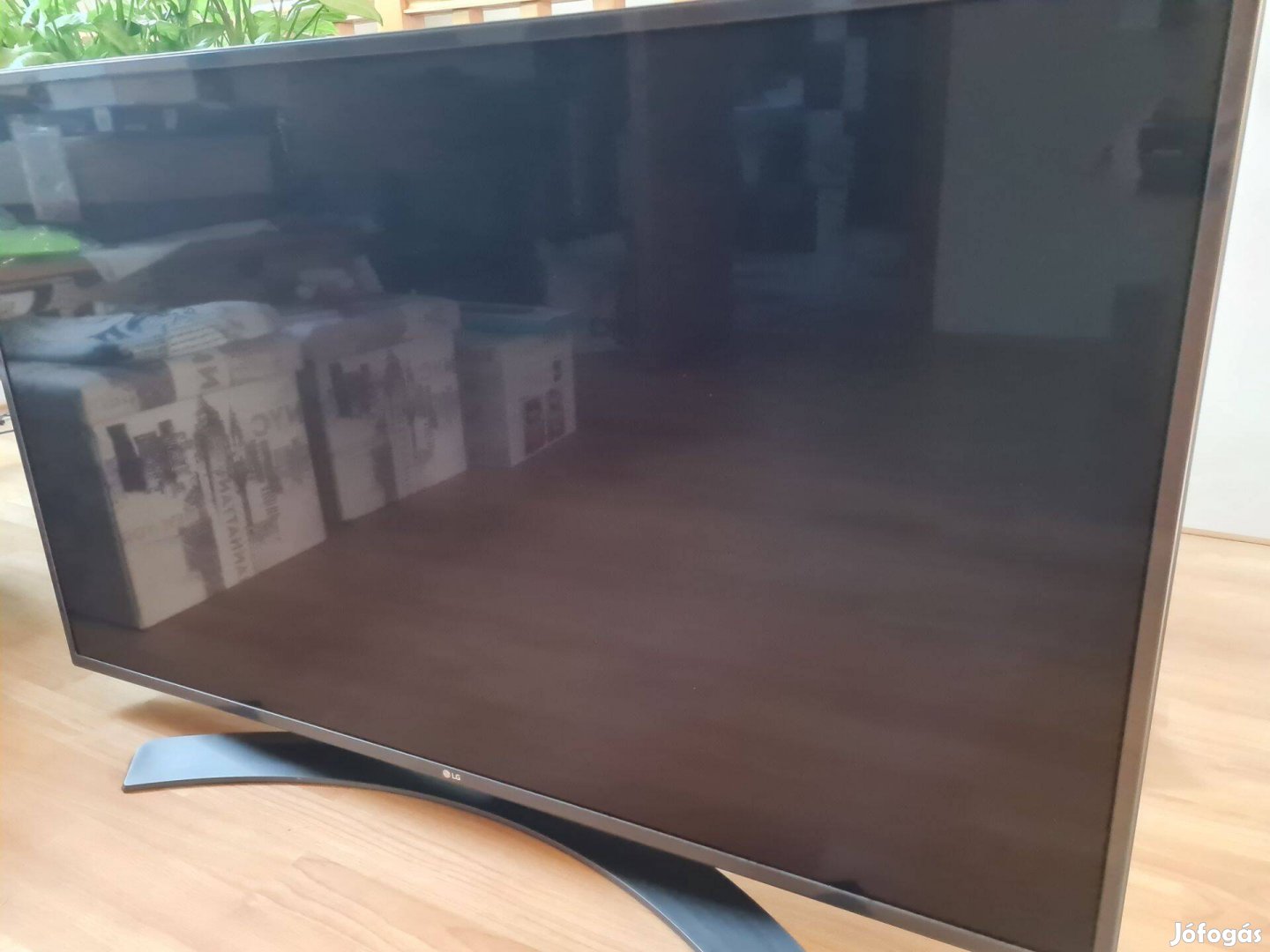 LG 49UH661V 123 cm UHD LED tévé megkímélt