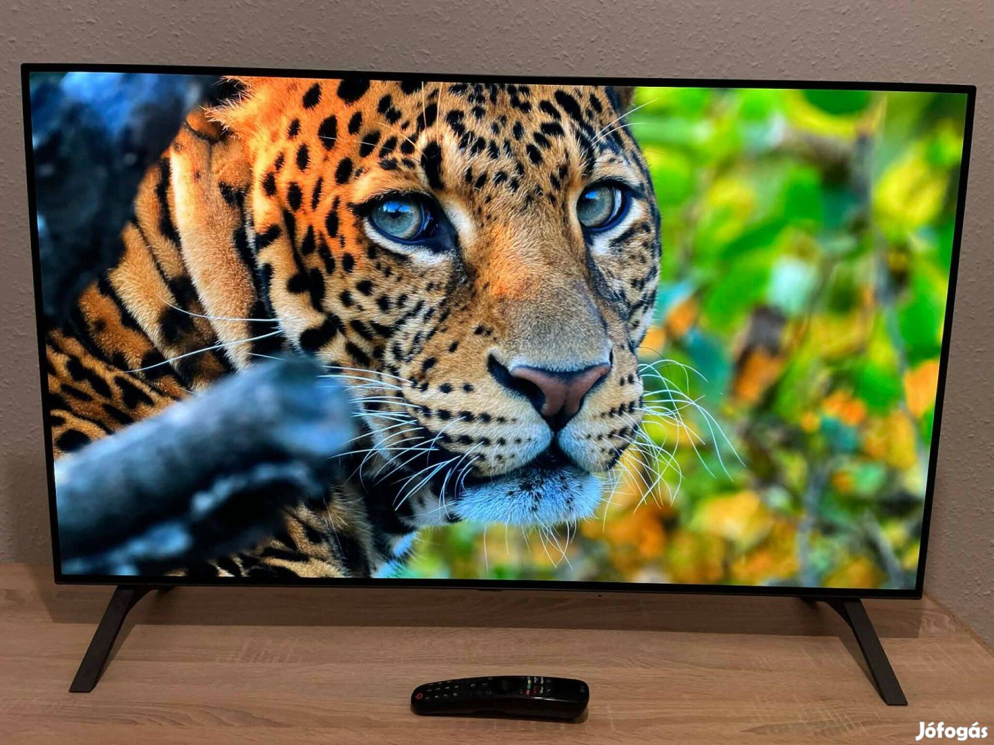 LG 4K OLED TV 122cm 48 hibátlan, megkímélt állapot!