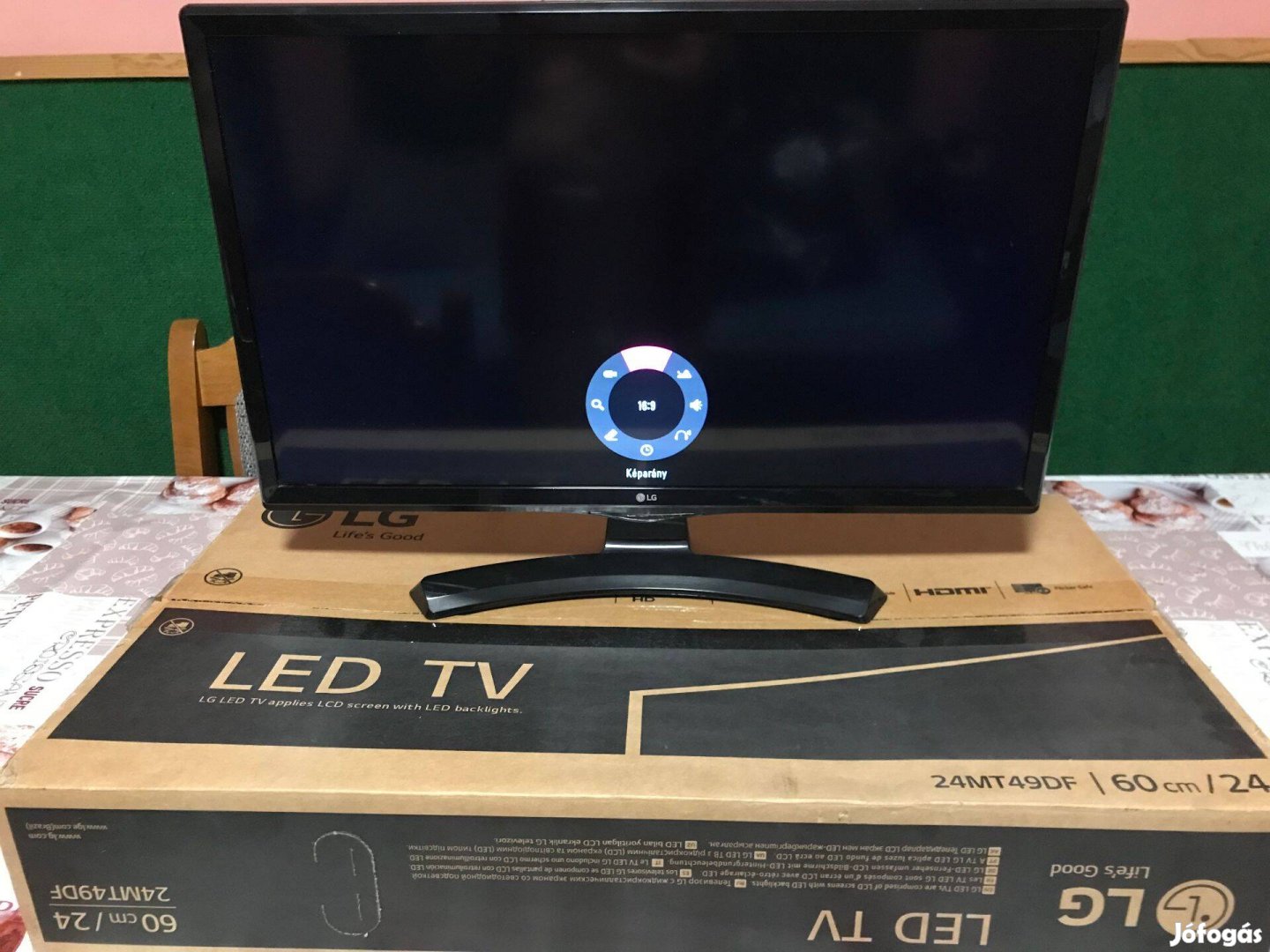 LG 60 cm/24 LCD monitor/tv dobozában