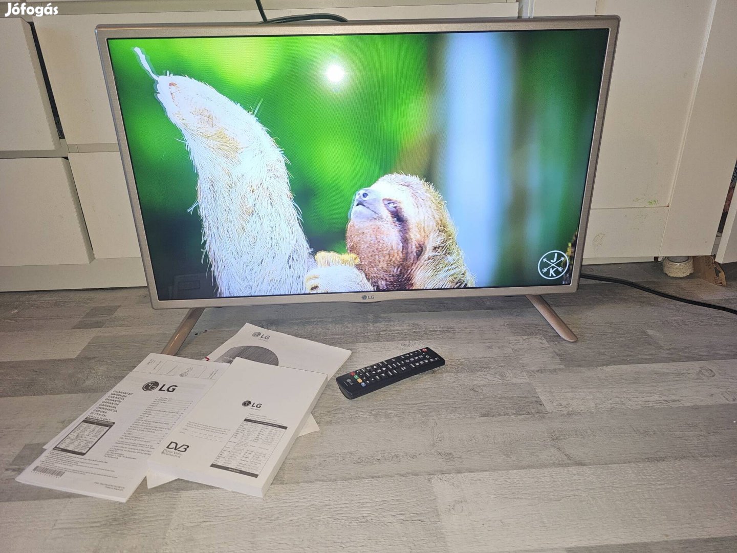 LG 82 CM TV Eladó 