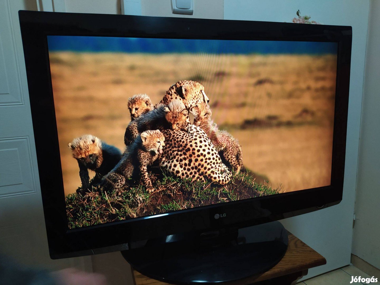 LG 94 cm-es televízió