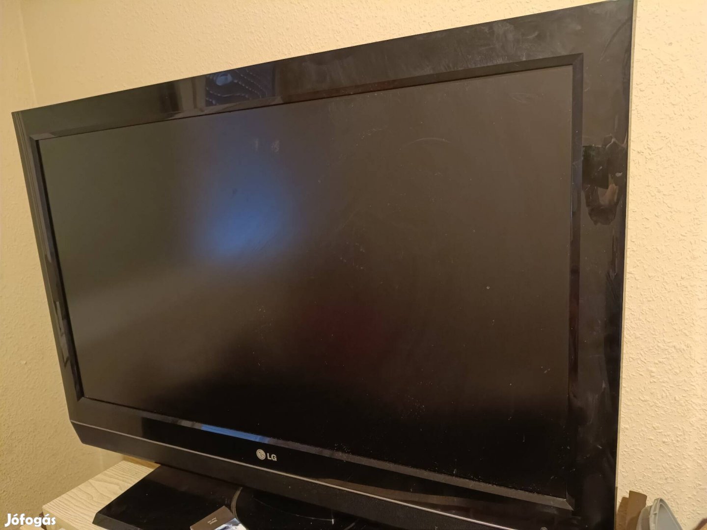 LG 95cm átmérőjű LCD tv 