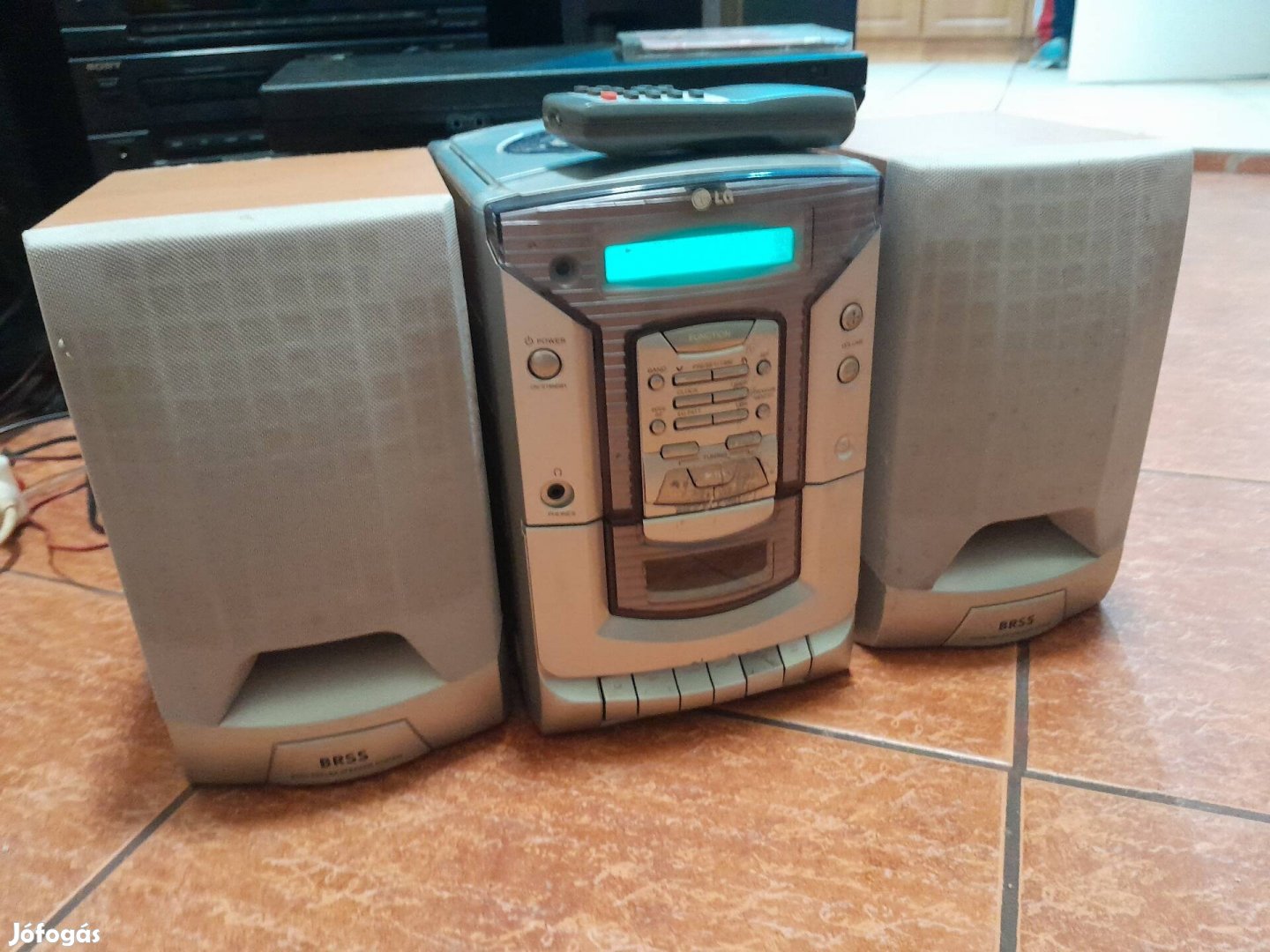 LG CD-s Rádiós kazettás mini hifi gyári távvezérlővel