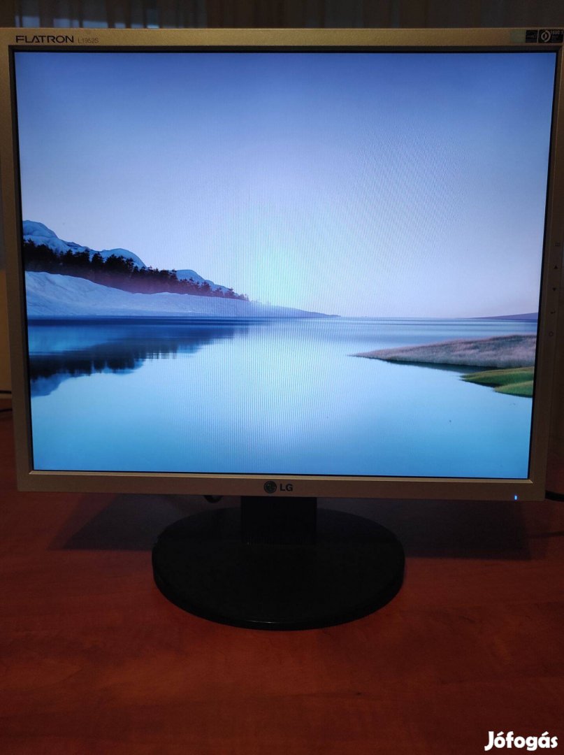 LG Flatron 19" (4x3) monitor eladó