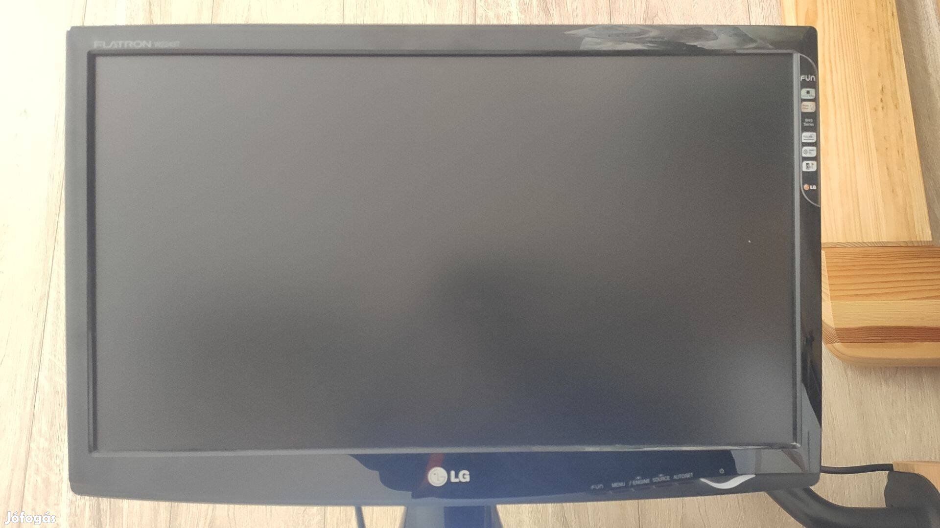 LG Flatron 22 colos monitor