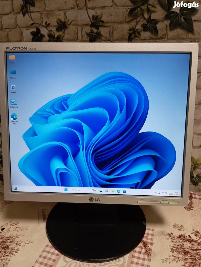 LG Flatron L1750s 17" monitor L17ns 4:3 