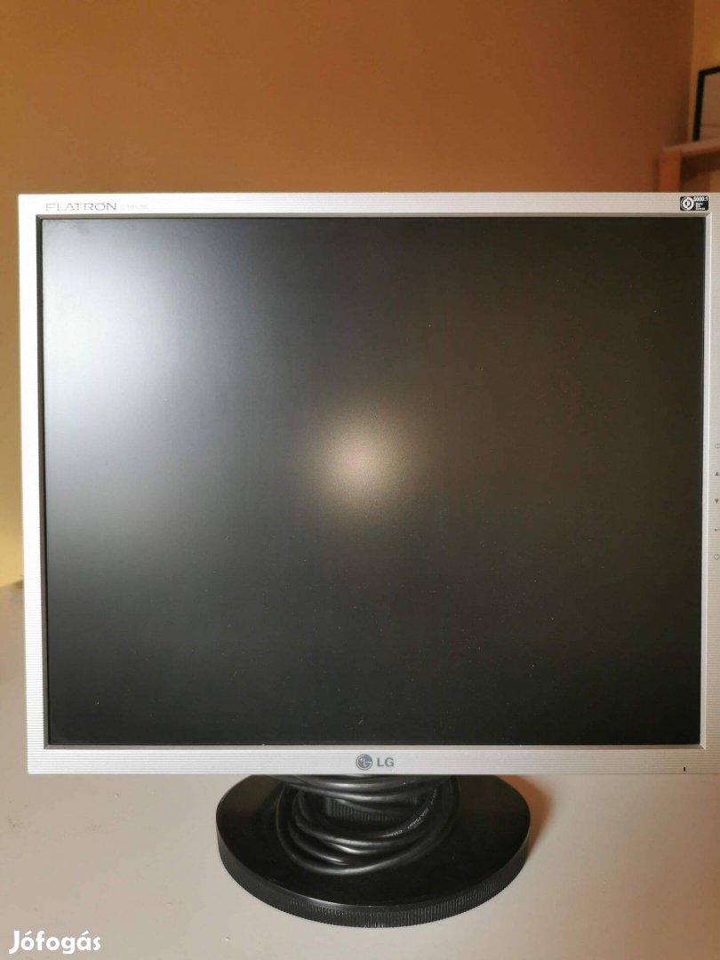 LG Flatron L1953S monitor