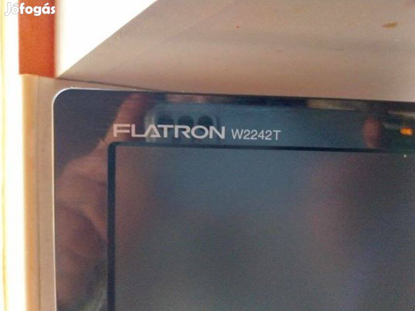 LG Flatron W2242T monitor, hibás, javítható