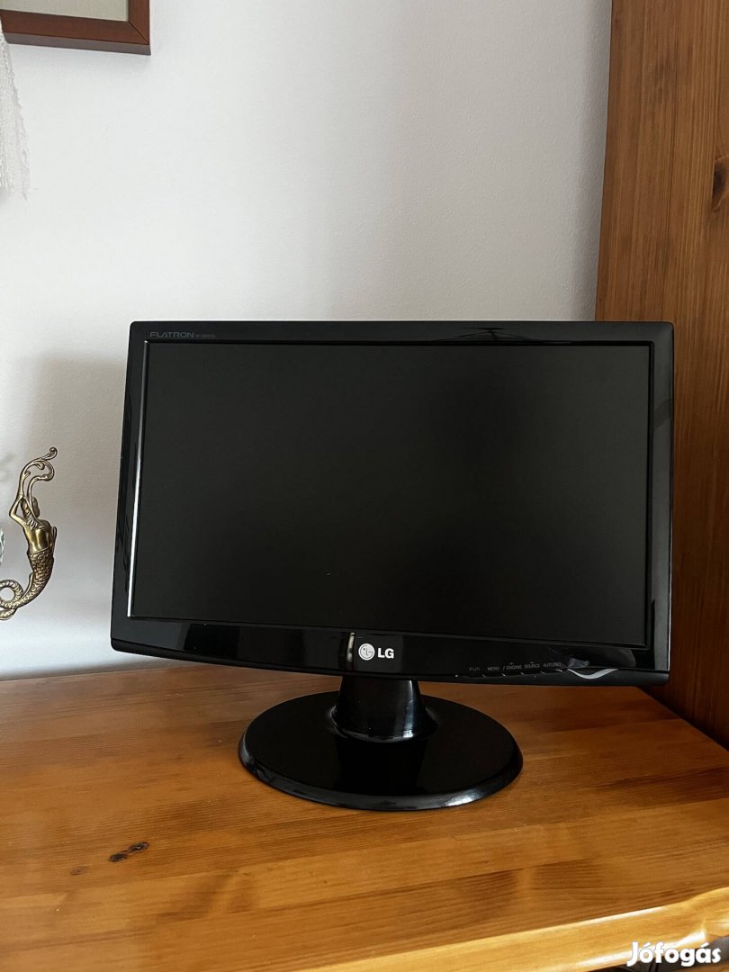 LG Flatron monitor