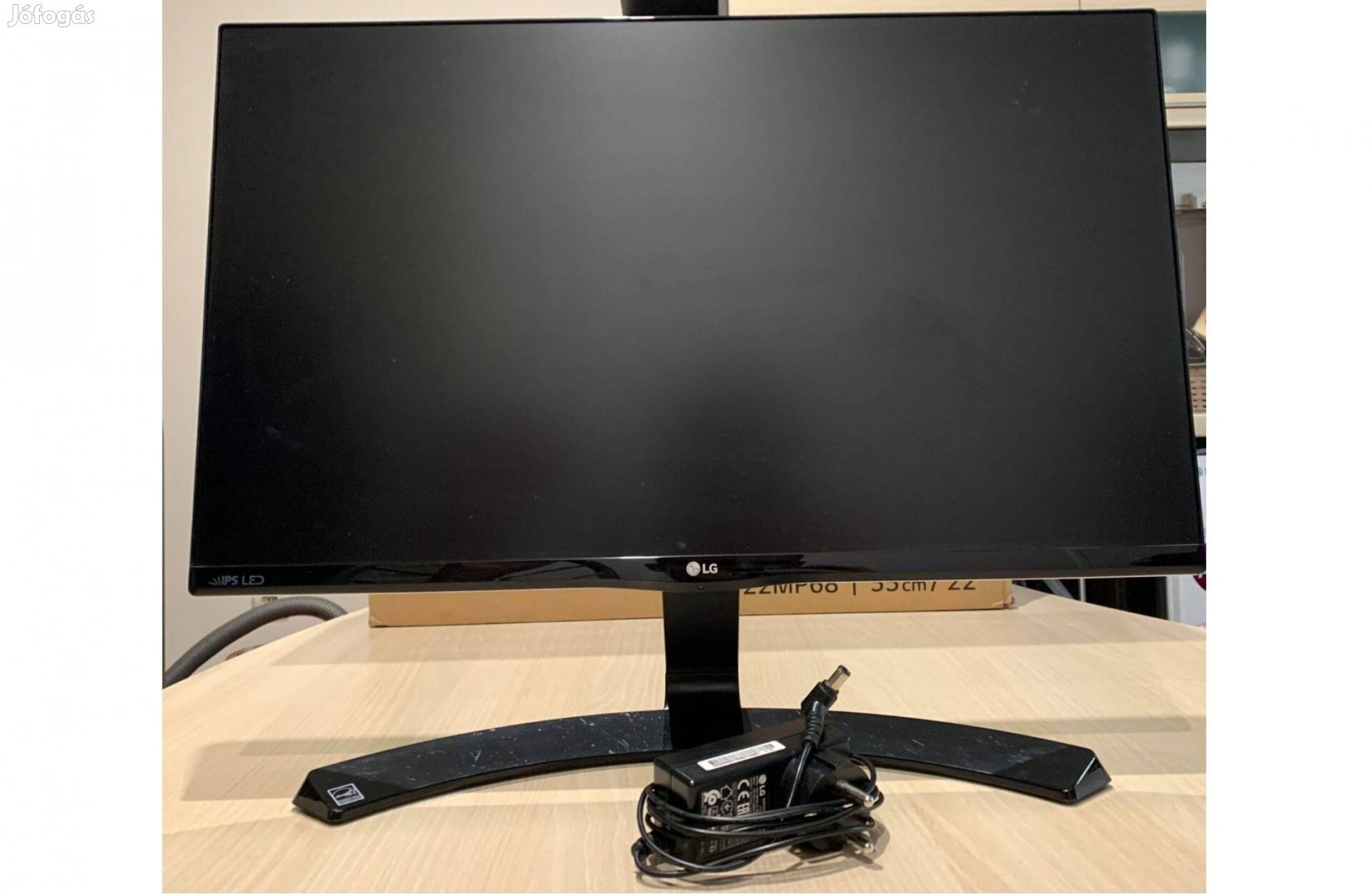 LG IPS Full HD 22" monitor