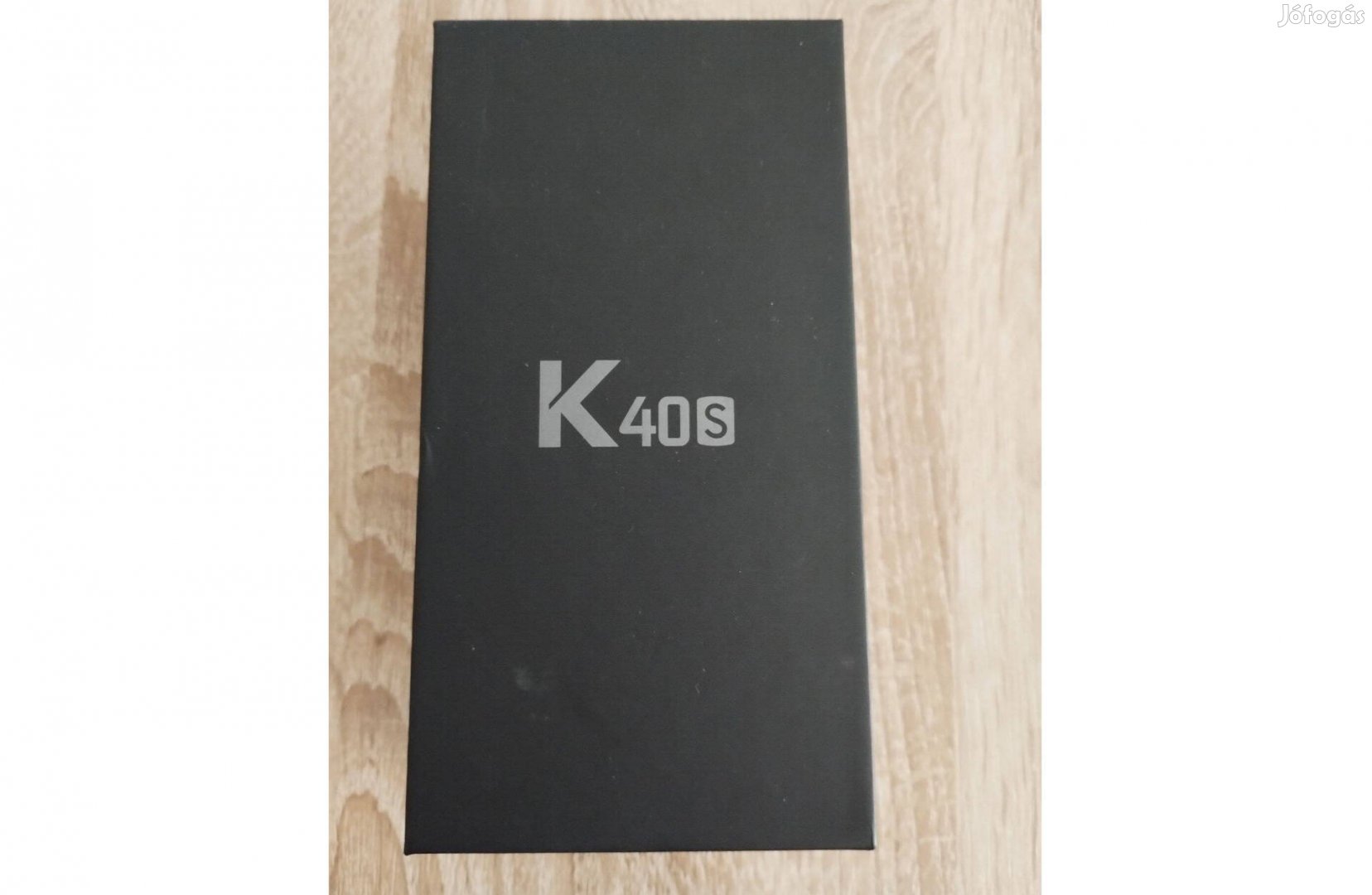 LG K40 mobiltelefon Kártyafüggetlen