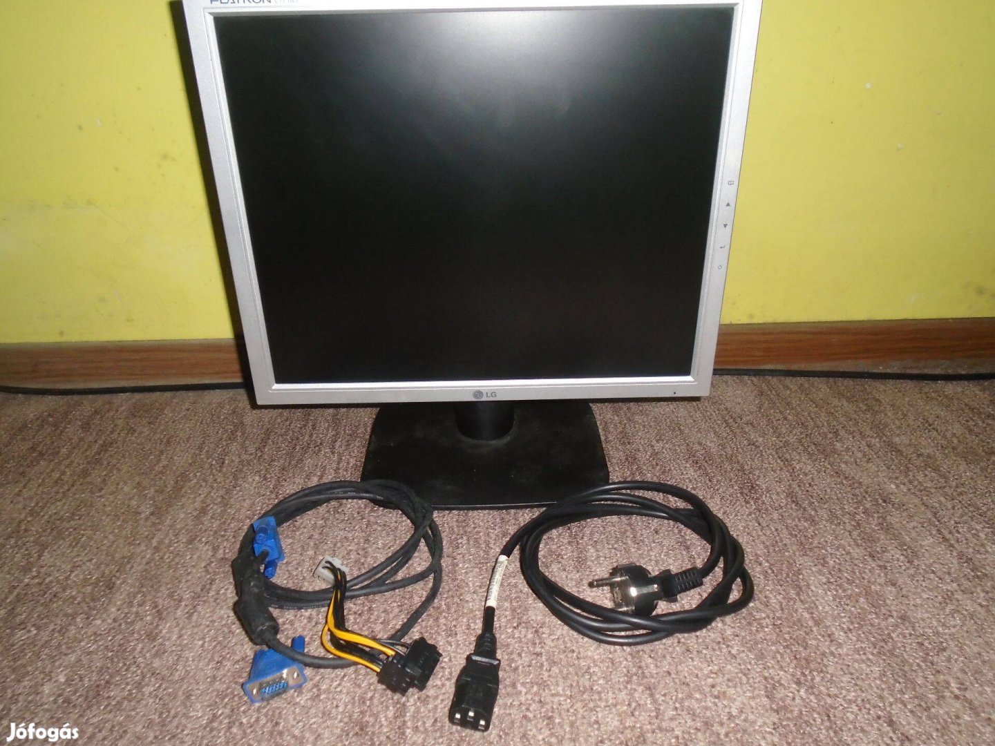 LG L1718S-SN Monitor