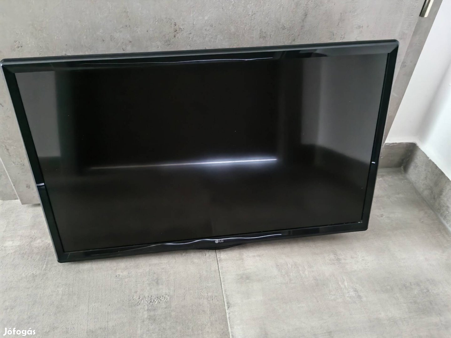 LG LED tv 24" 