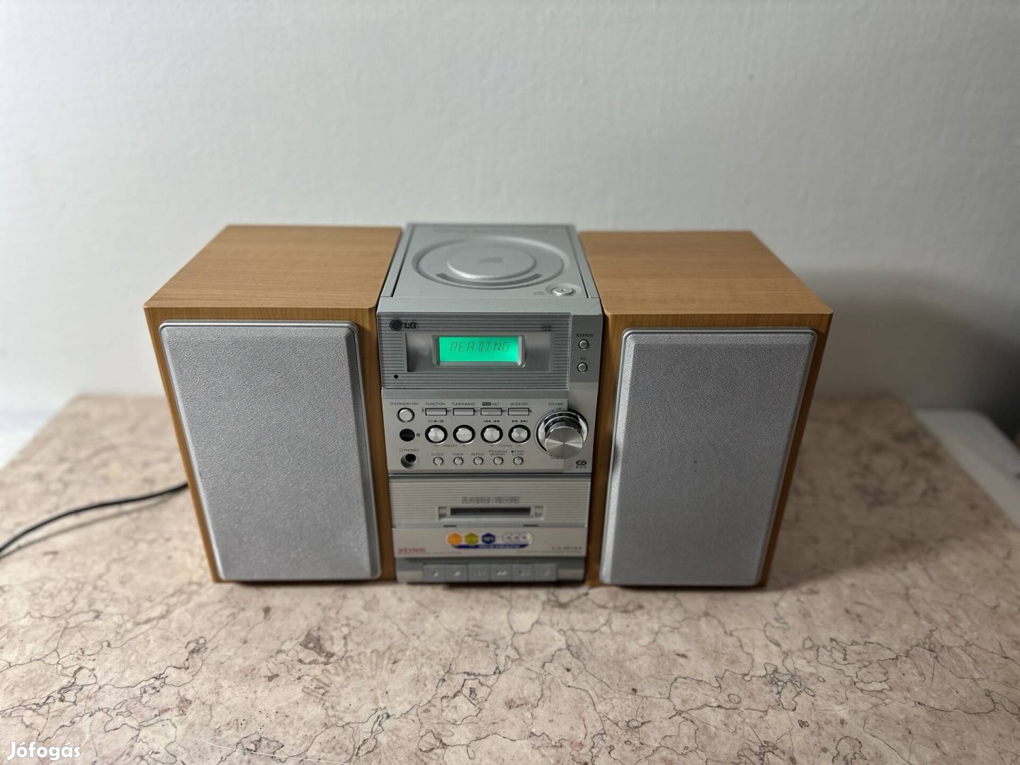 LG LX-M140 Mini Hi-Fi hifi lejátszó hangfalakkal