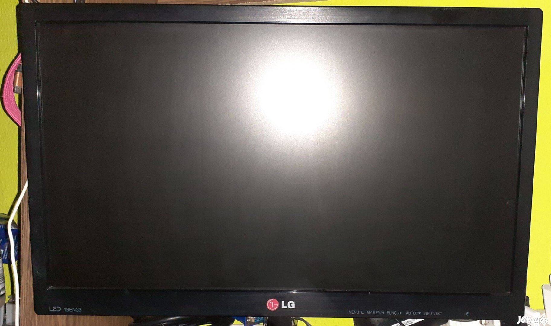 LG Monitor 19EN33