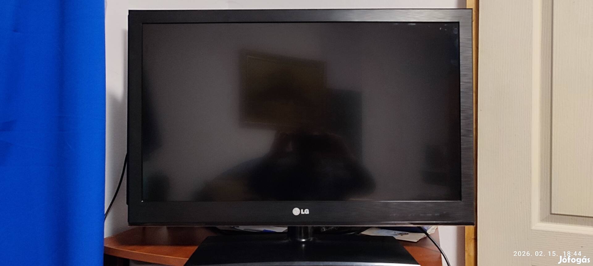 LG TV - 80 cm