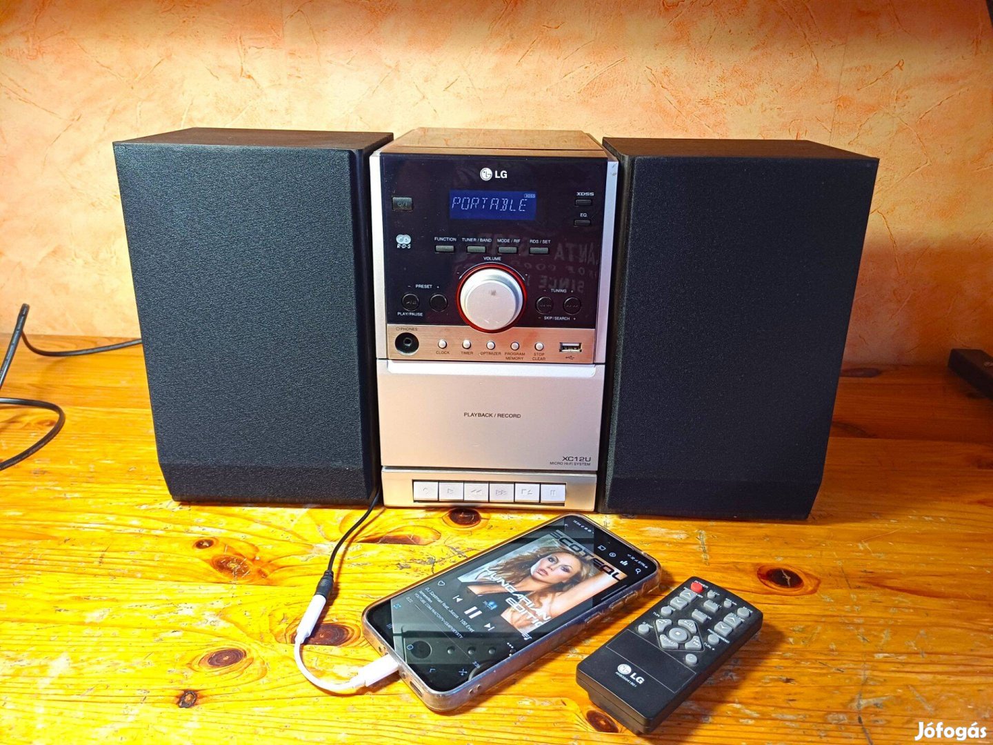 LG USB-s AUX-os mini hifi torony