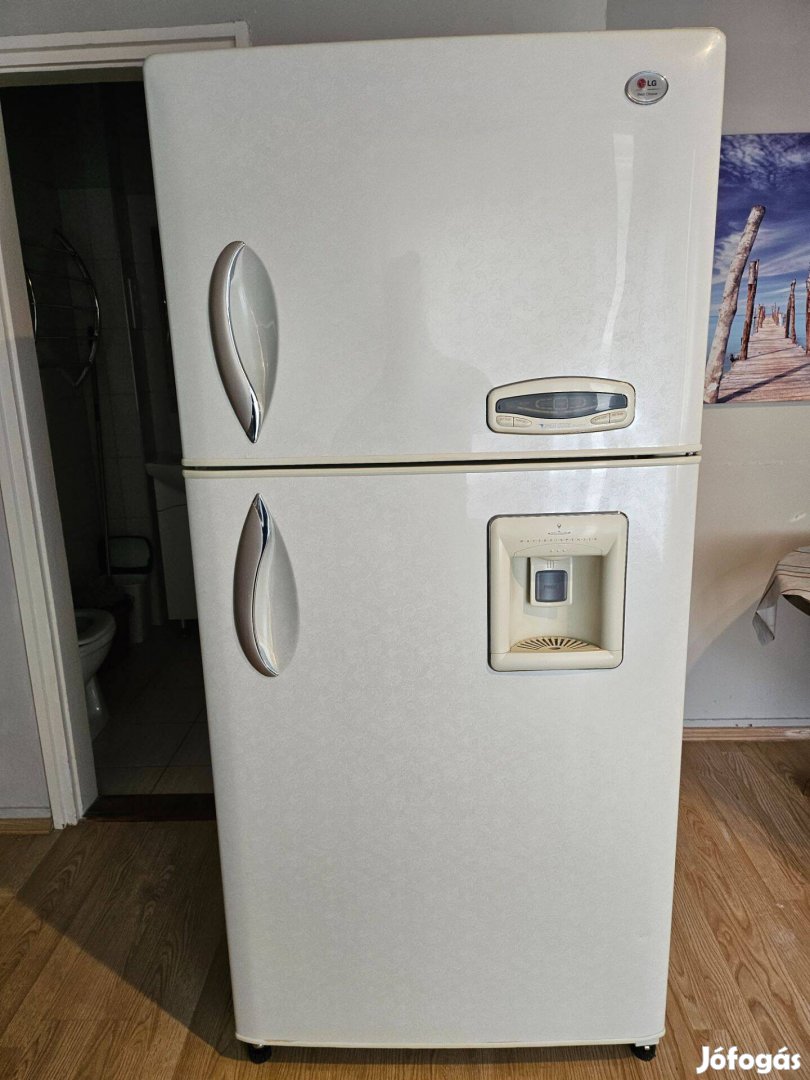 LG kombinált hűtőszekrény, jó állapotban eladó!