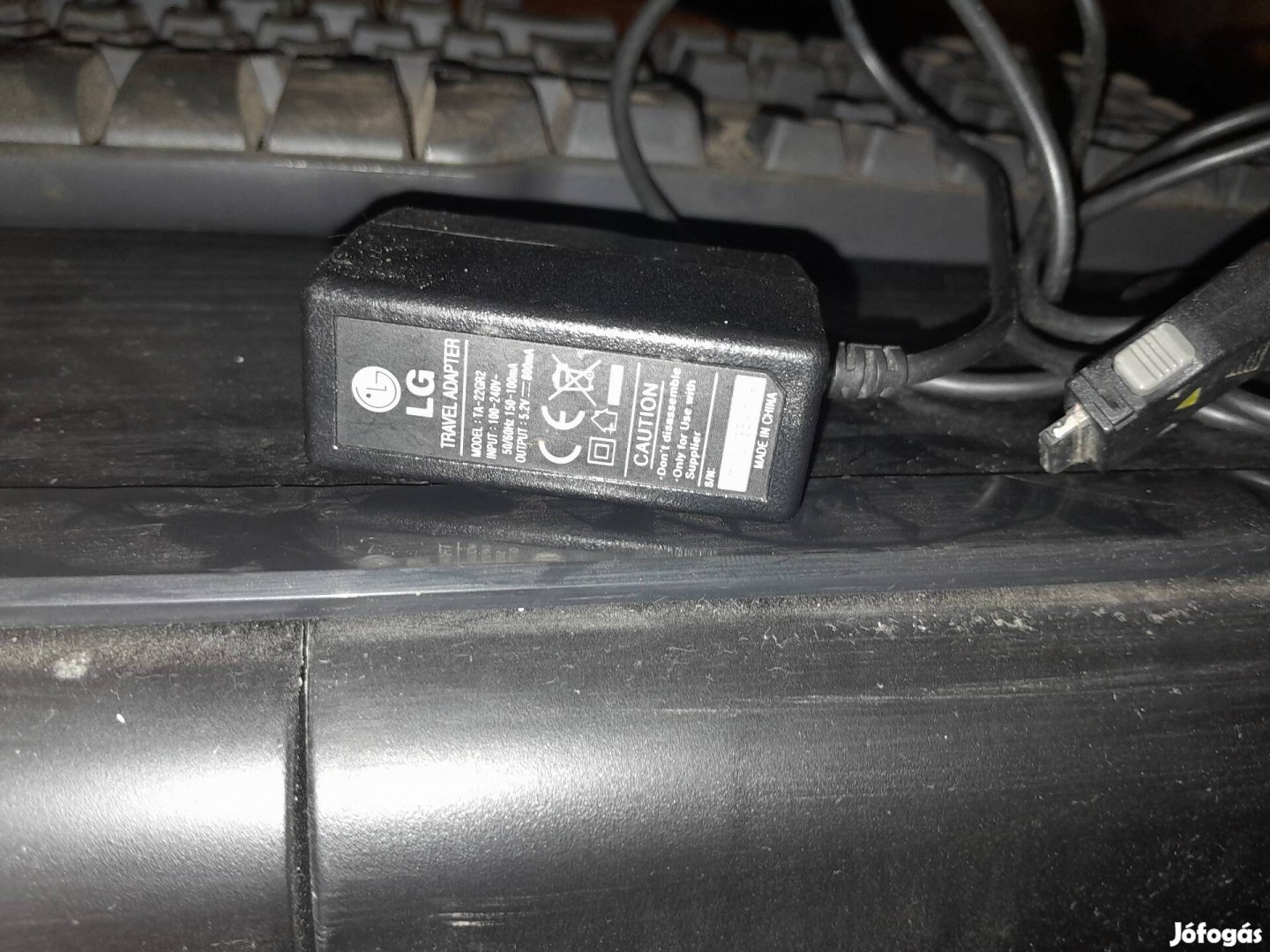 LG mobiltelefon gyári töltök 