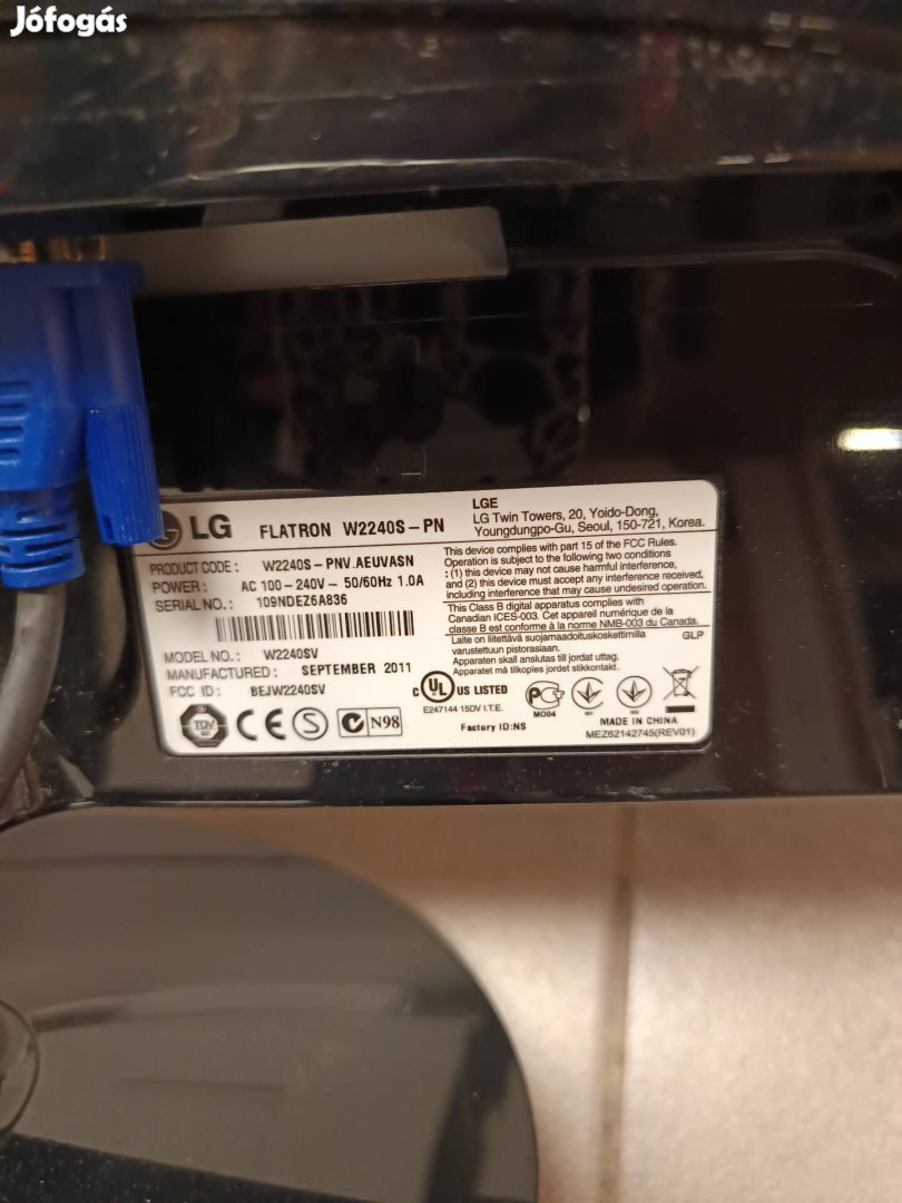 LG monitor 55 cm képátló