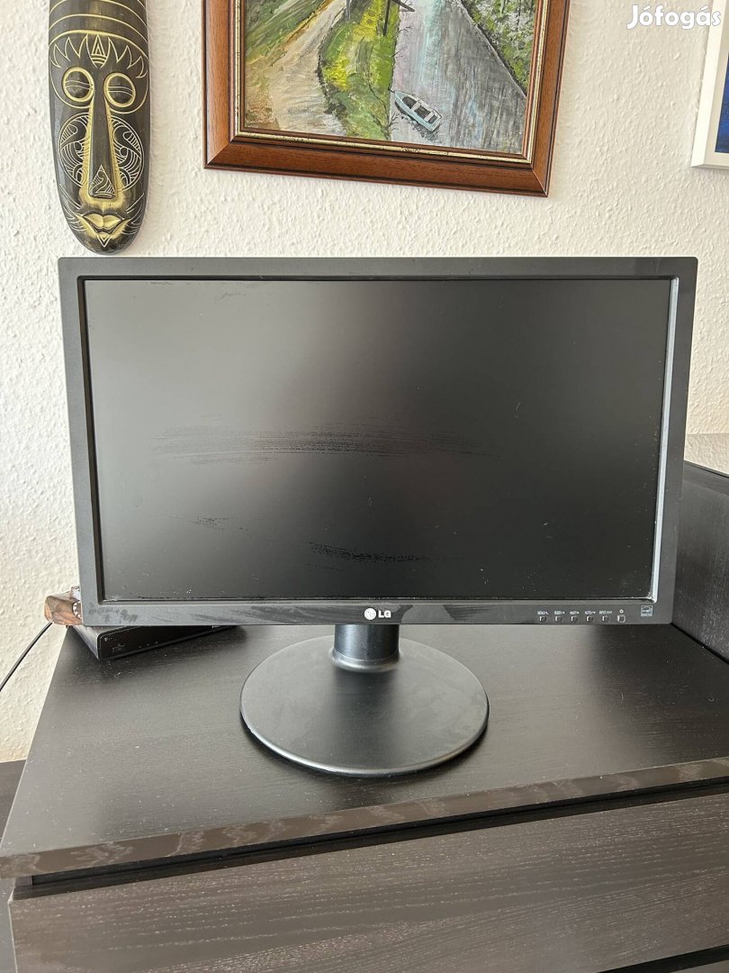 LG monitor (fekete)