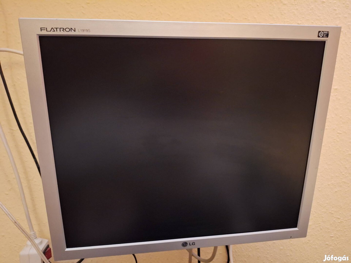 LG monitor fali konzollal