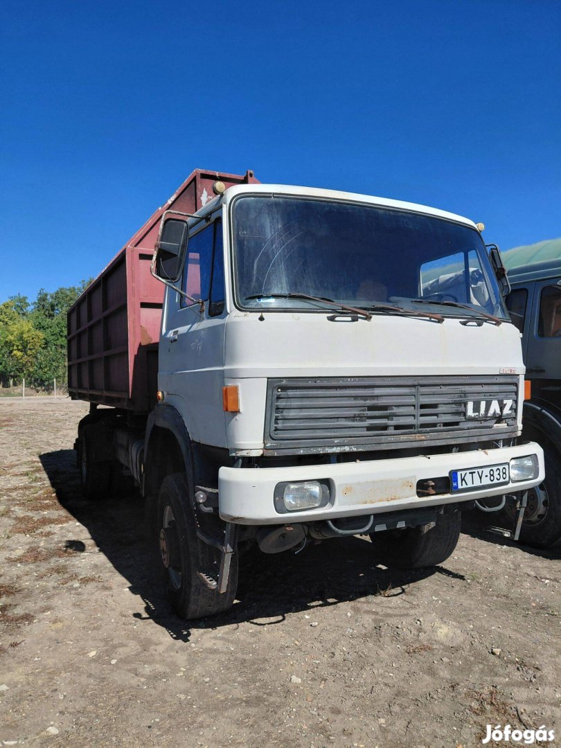 LIAZ 151.280 4WD billenő platós teherautó