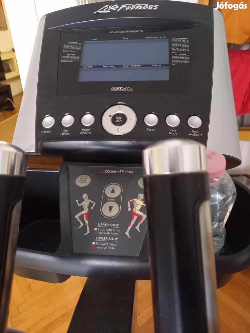 LIFE Fitness X5 elliptikus tréner Eladó