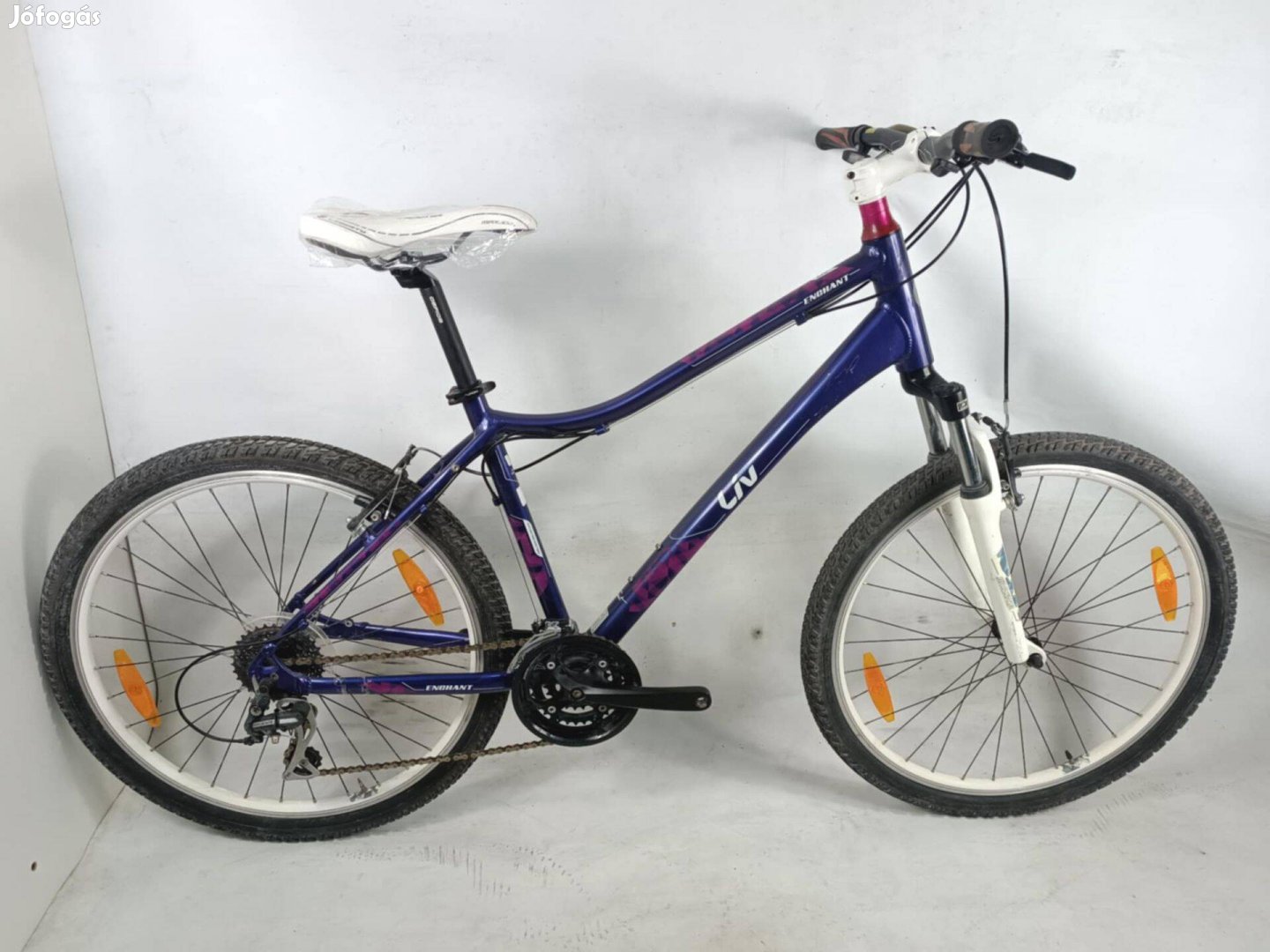 LIV mtb M, Shimano 3x8s