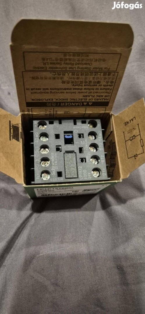 LP1K1210BD mágneskapcsoló 24VDC 12A