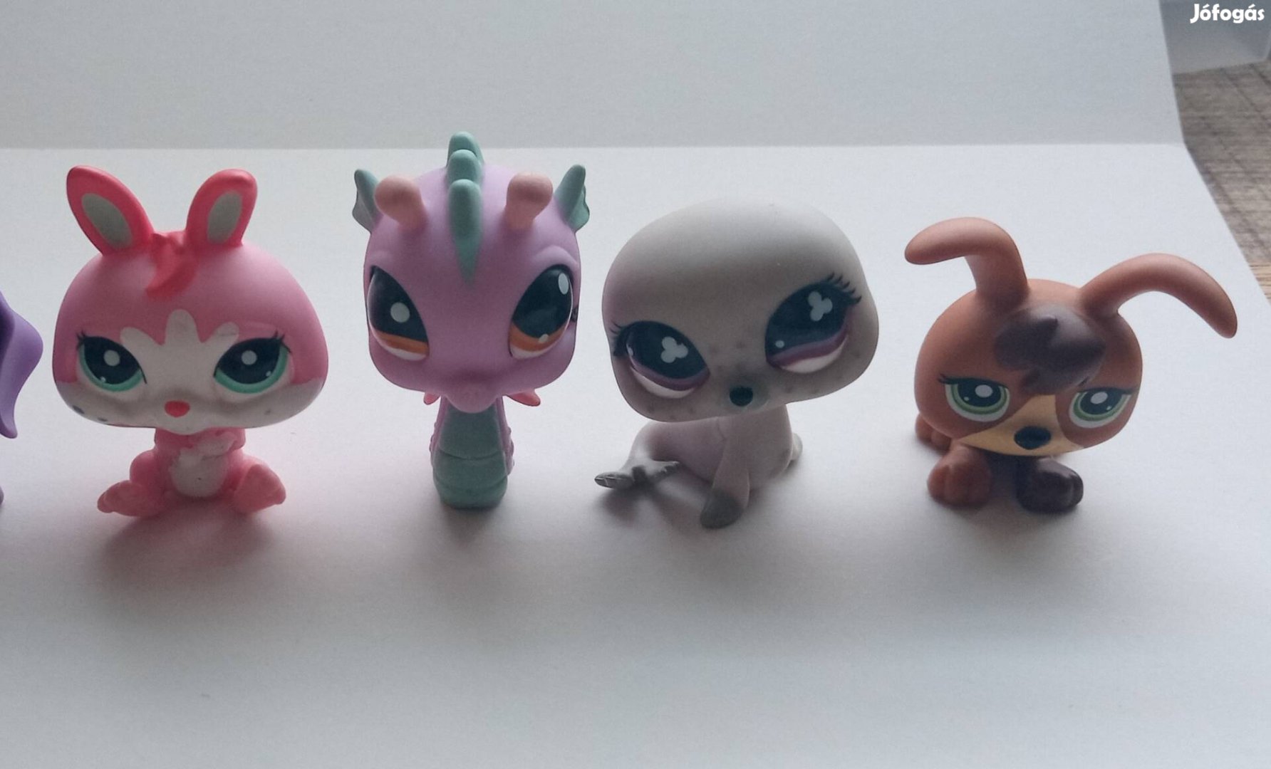 LPS figurák nyuszi csikóhal fóka kutya figura