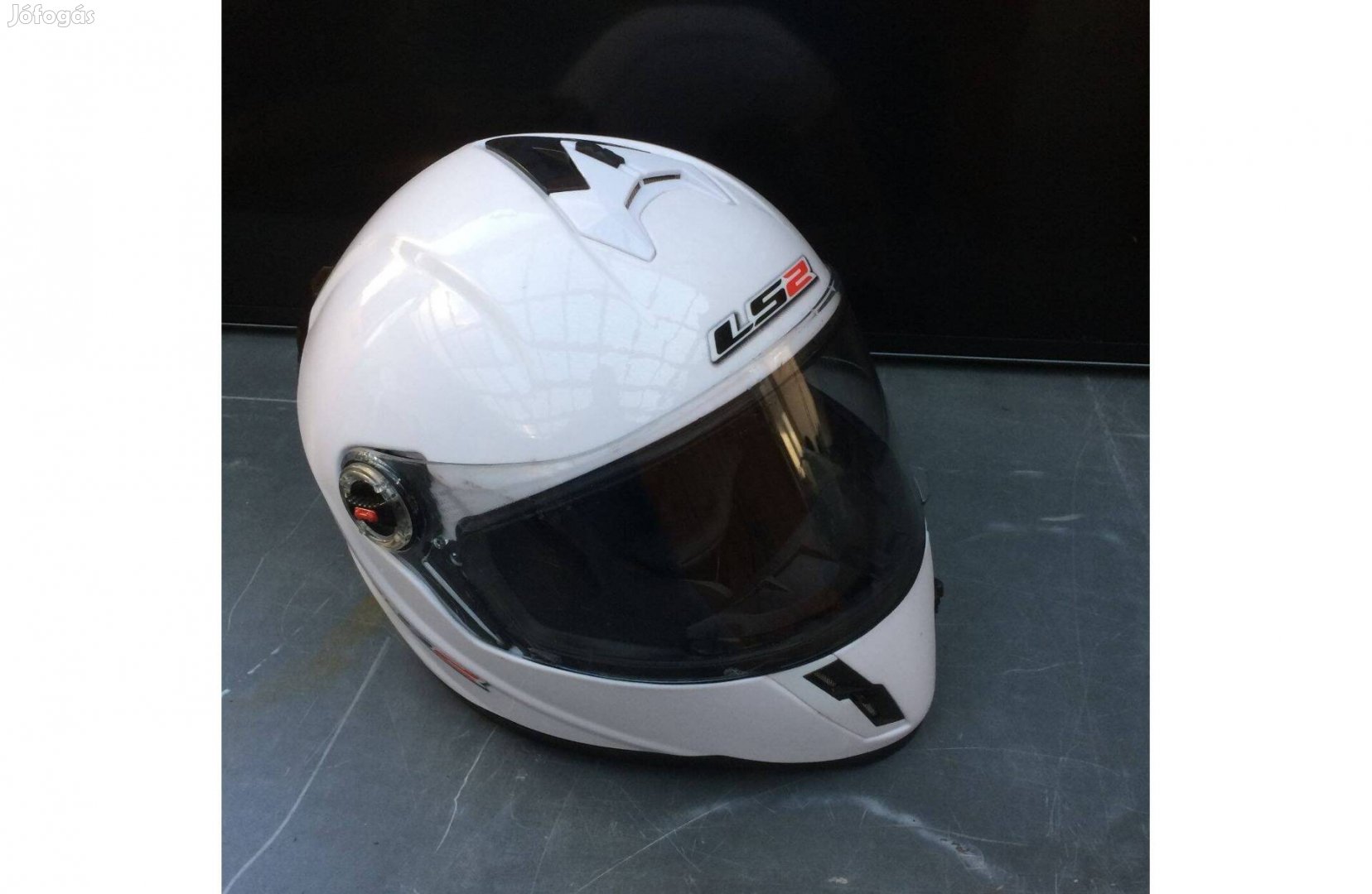 LS2 Motoros Bukósisak M Fejméret 50 cm Fehér Karcmentes Újszerű!