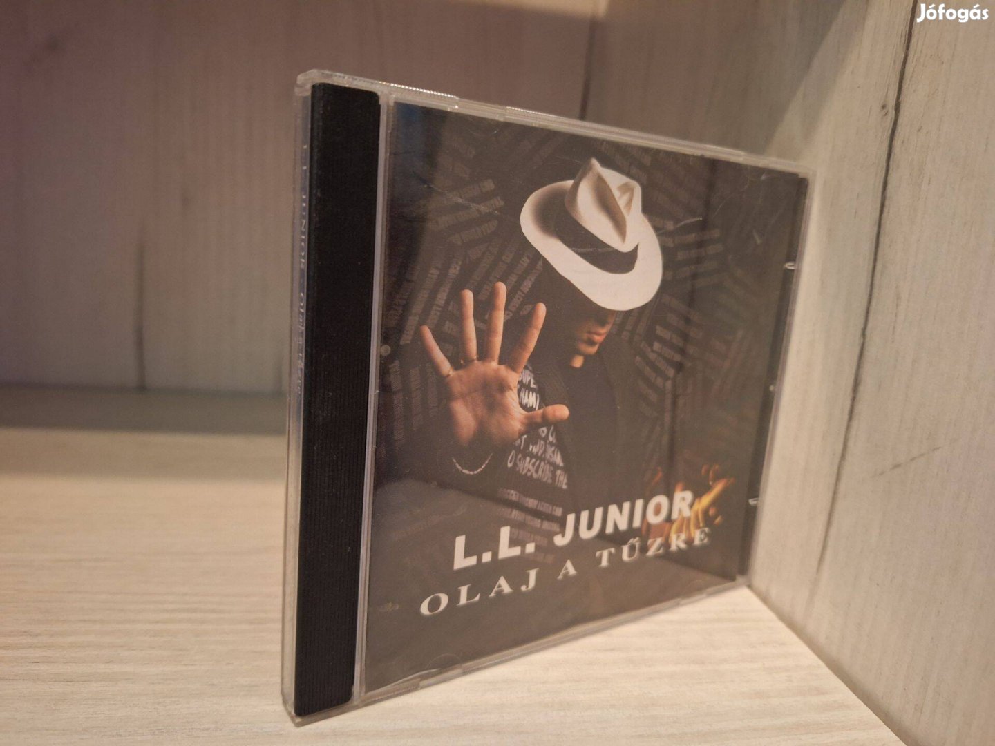 L.L. Junior - Olaj A Tűzre CD