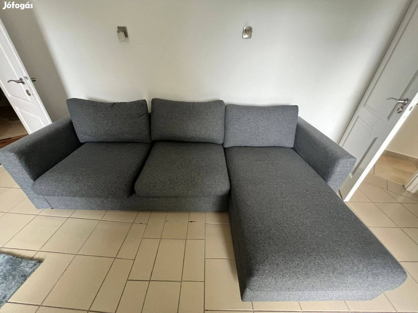 L Seat might be sofa bed